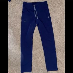 Figs Yola Scrub Pants Small Tall in Navy